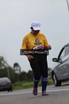 Runner Photo 2075875
