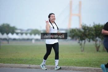 Runner Photo 2075890