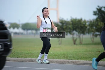Runner Photo 2075898
