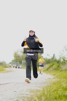 Runner Photo 2075912