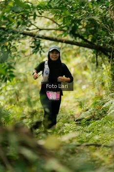 Runner Photo 2075936