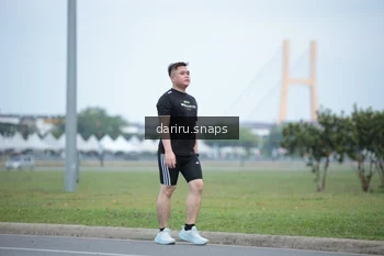 Runner Photo 2075968