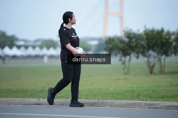 Runner Photo 2075997