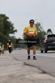 Runner Photo 2076087