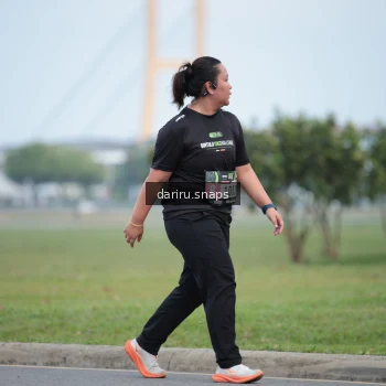 Runner Photo 2076147