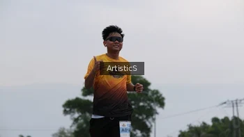 Runner Photo 2076161