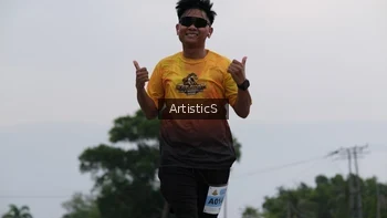 Runner Photo 2076221