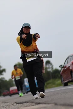 Runner Photo 2076245