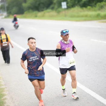 Runner Photo 2076249