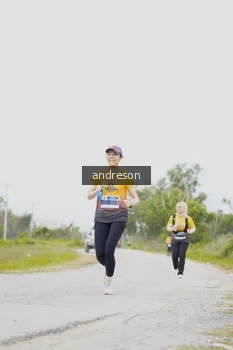 Runner Photo 2076323
