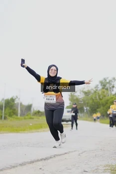 Runner Photo 2076327