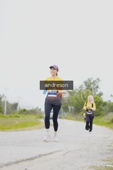 Runner Photo 2076339