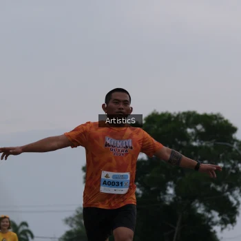 Runner Photo 2076349