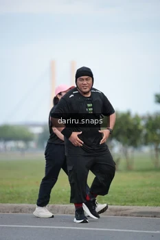 Runner Photo 2076381