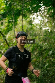 Runner Photo 2076431