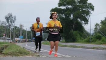 Runner Photo 2076444