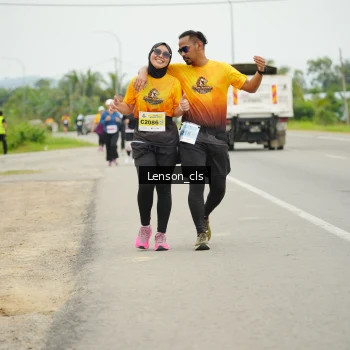 Runner Photo 2076472