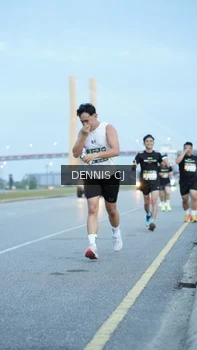 Runner Photo 2076509