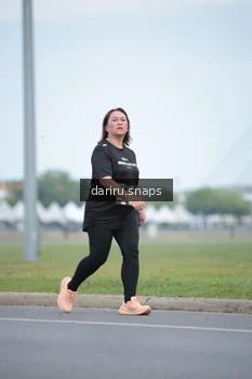 Runner Photo 2076538