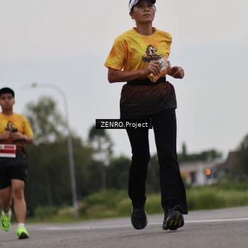 Runner Photo 2076539