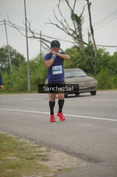 Runner Photo 2076553