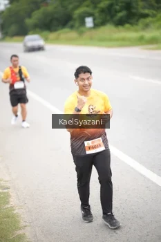 Runner Photo 2076611