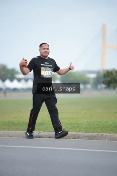 Runner Photo 2076648