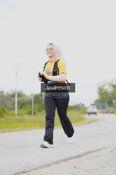Runner Photo 2076650