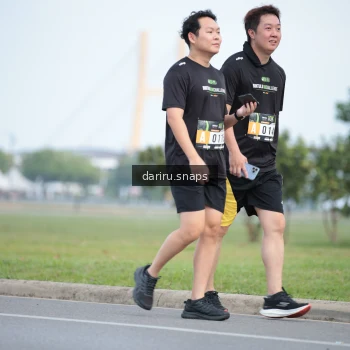 Runner Photo 2076674