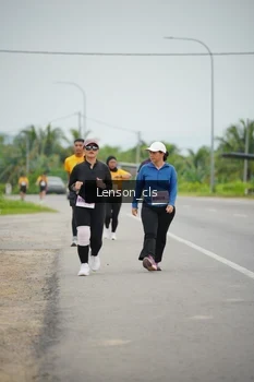 Runner Photo 2076682