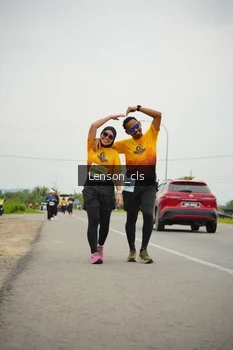 Runner Photo 2076684