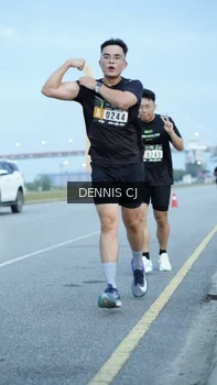 Runner Photo 2076754