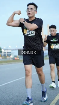 Runner Photo 2076784