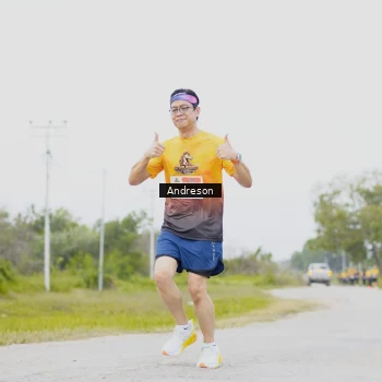 Runner Photo 2076798