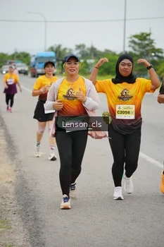 Runner Photo 2076803