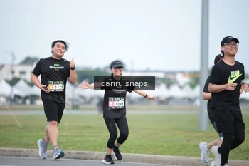 Runner Photo 2076853