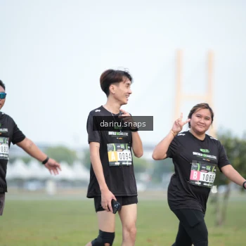 Runner Photo 2076905