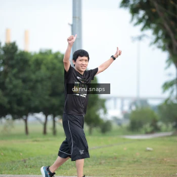 Runner Photo 2076929