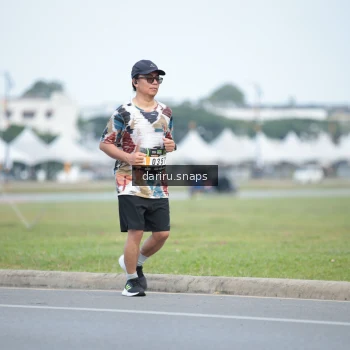 Runner Photo 2076942