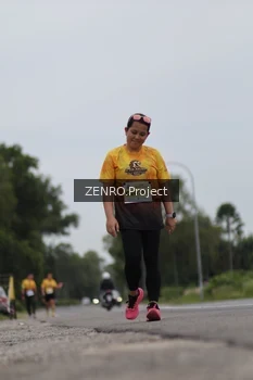 Runner Photo 2076948
