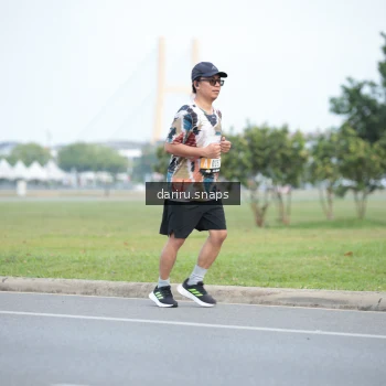 Runner Photo 2076955