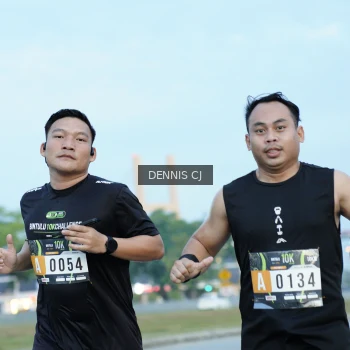 Runner Photo 2077044