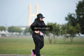 Runner Photo 2077215
