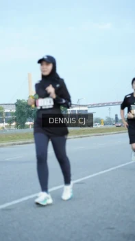 Runner Photo 2077360