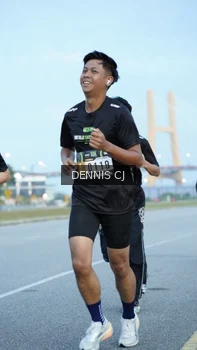 Runner Photo 2077385