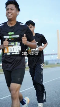 Runner Photo 2077404