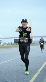 Runner Photo 2077420