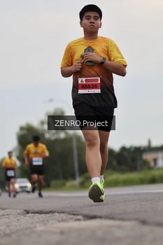 Runner Photo 2077428