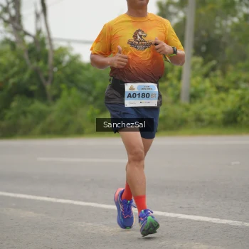 Runner Photo 2077545