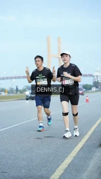 Runner Photo 2077637